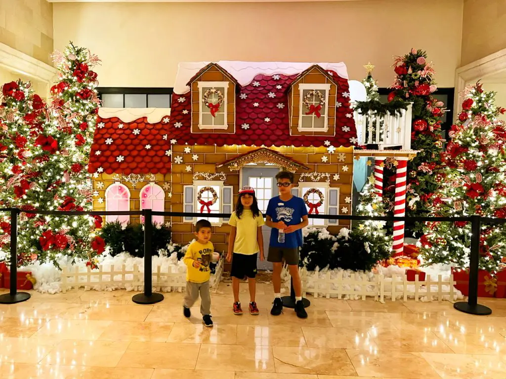 Read this Exceptional Christmas Ritz Carlton Orlando Review