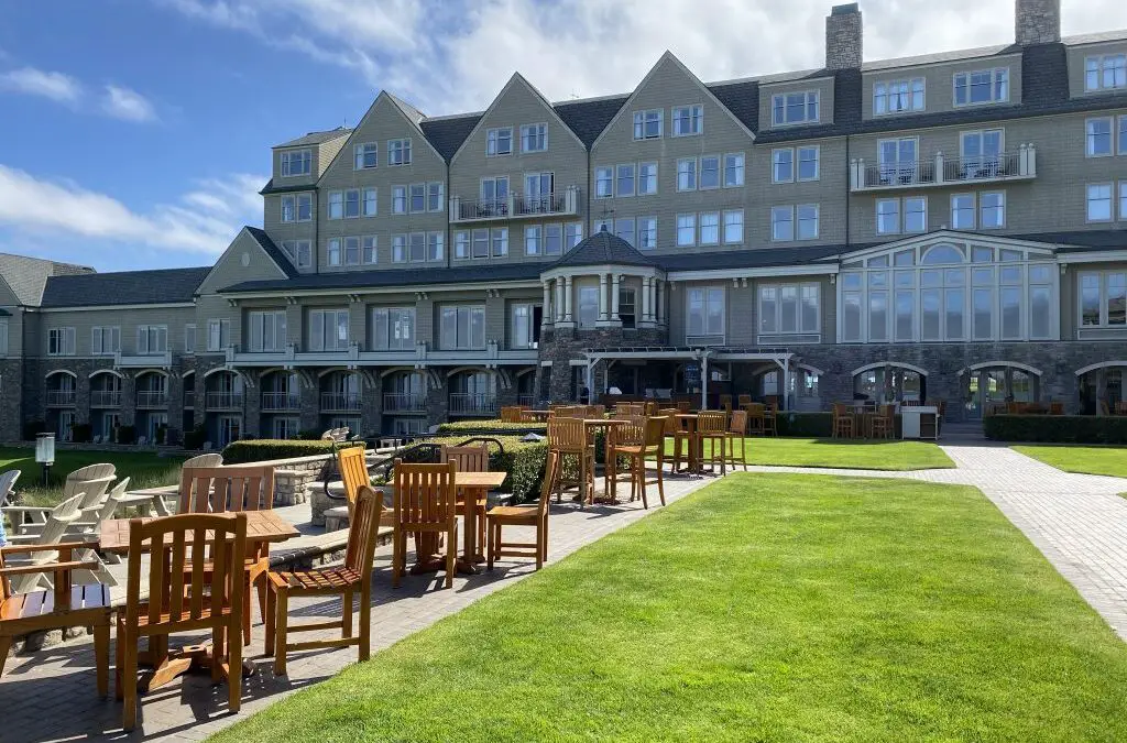 Best Half Moon Bay breakfast at Ritz. 10 reasons to go.